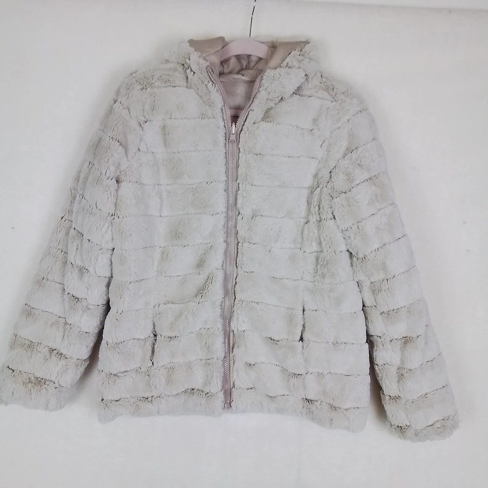 NY&Co Reversable Faux Fur‎ Packable Down Coat Size Medium in Soft Beige